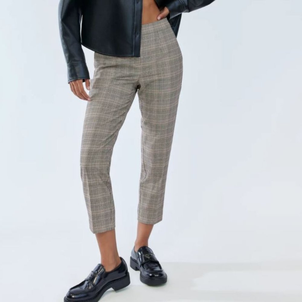 Aritzia Babaton Conan Pant Glencheck Black and White